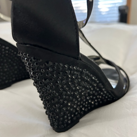 Kenneth Cole Black Dressy Sandal size 10 - Picture 2 of 5